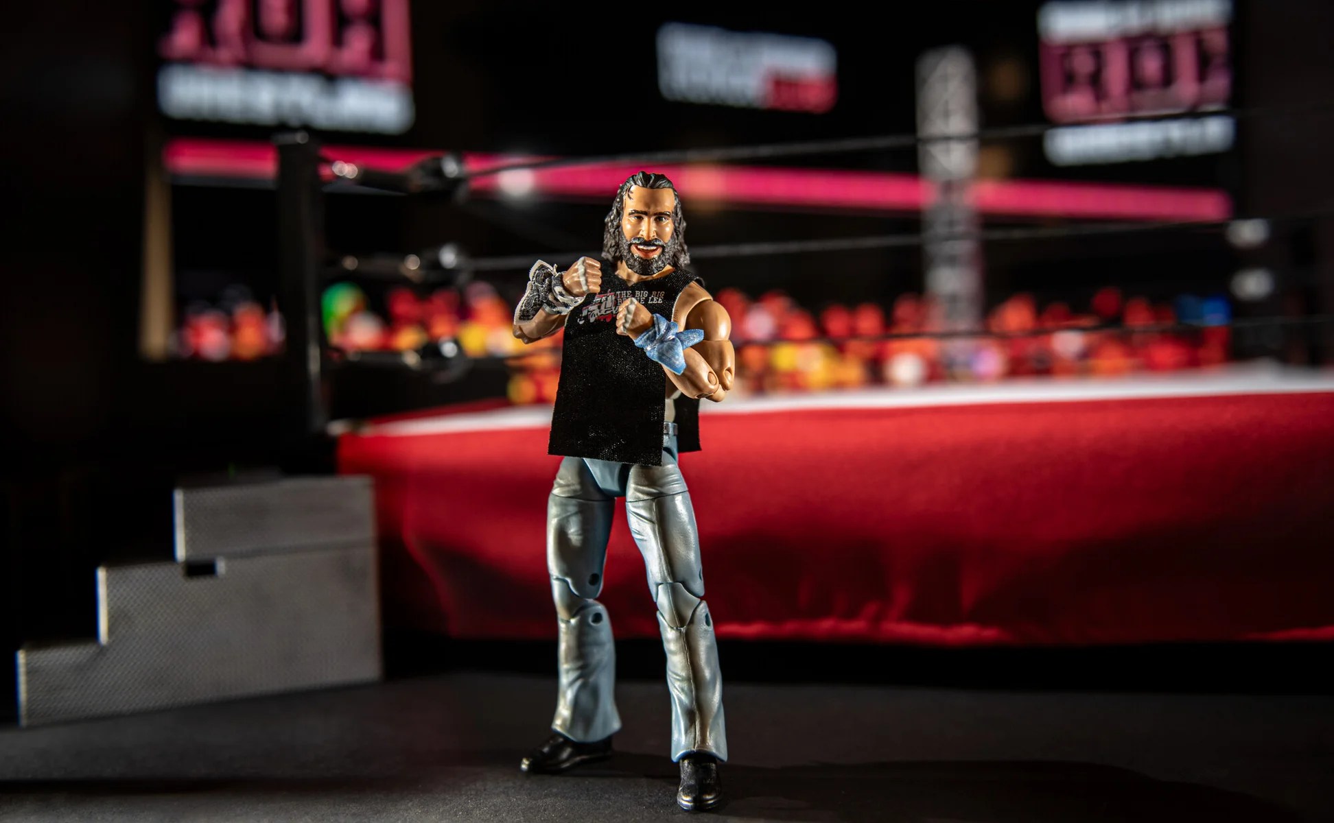 WWE  ロードウォーリアーズ　青アーマー WWE ELITE ROAD WARRIORS HAWK AND ANIMAL LOD LEGION OF DOOM CUSTOM